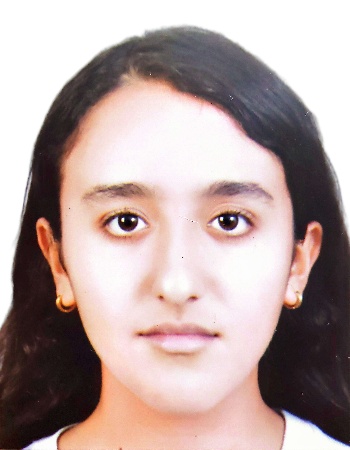 Picture of Yasmine Ennahi